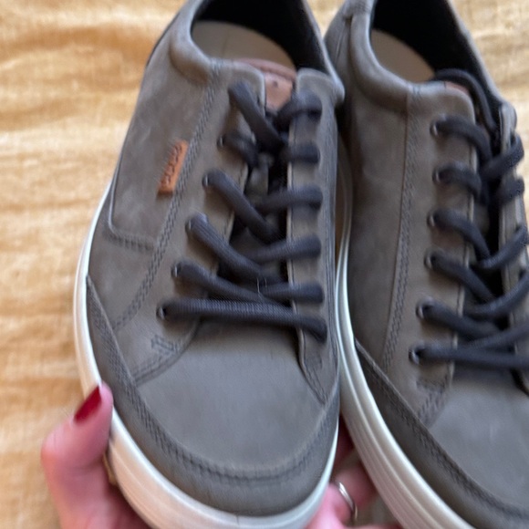 ECCO Men's Soft 7 Leather Sneaker - Picture 7 of 17